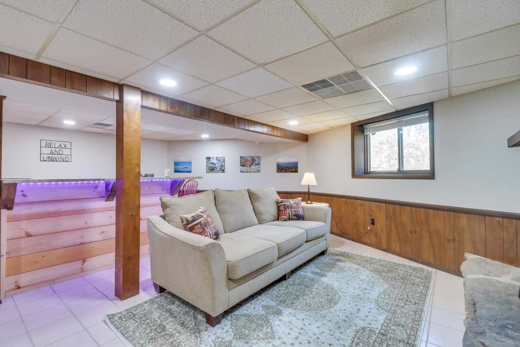 McGaheysville Vacation Rental: Yard & Fire Pit!