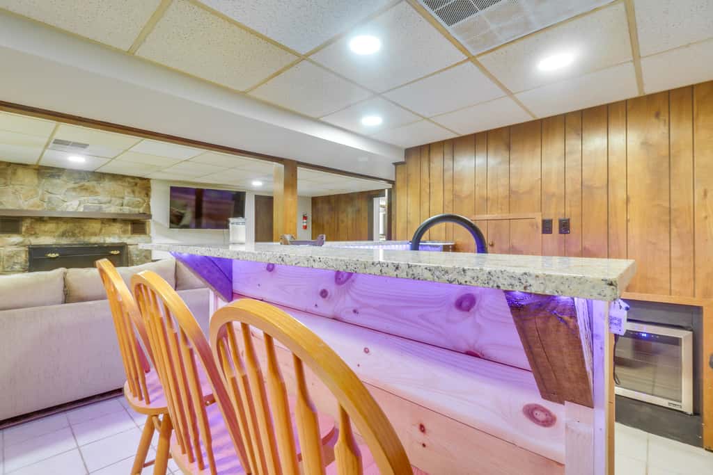 McGaheysville Vacation Rental: Yard & Fire Pit!