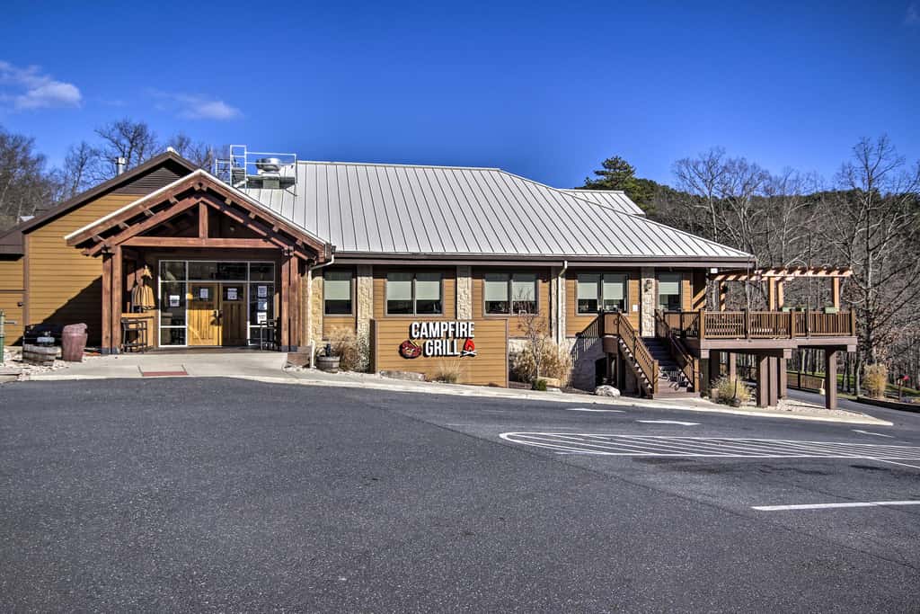 McGaheysville Vacation Rental: Yard & Fire Pit!