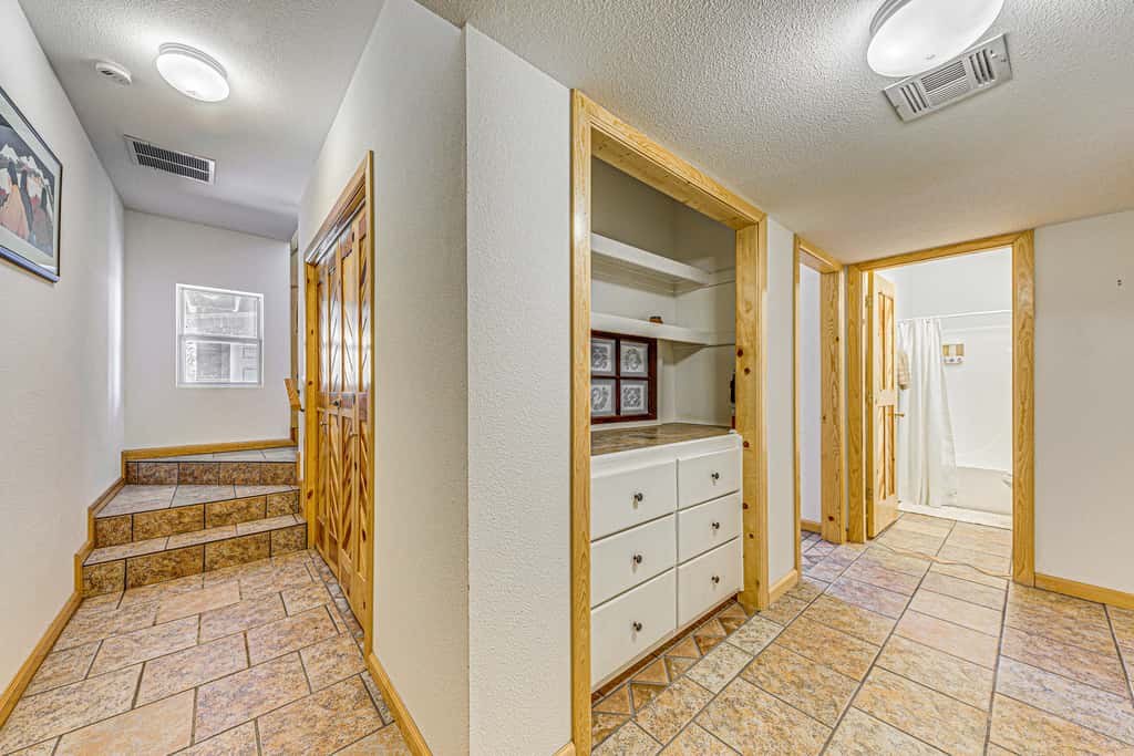 2 Mi to Dtwn: Cloudcroft Home w/ Furnished Deck