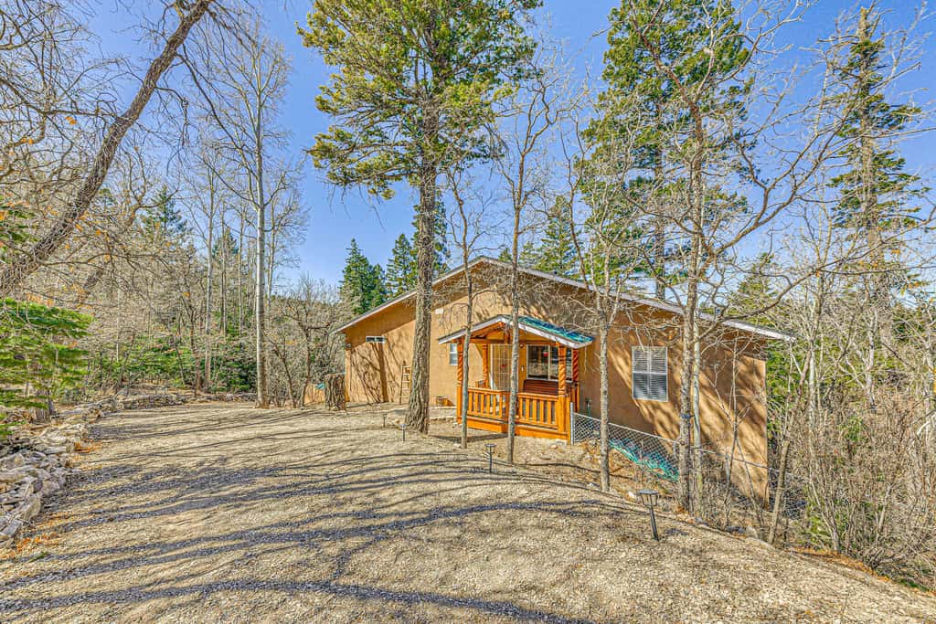 2 Mi to Dtwn: Cloudcroft Home w/ Furnished Deck