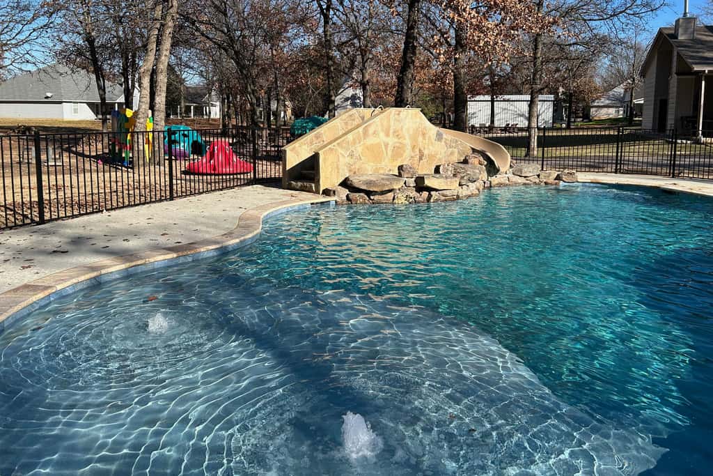 All-Encompassing Family Retreat Near Lake Texoma!