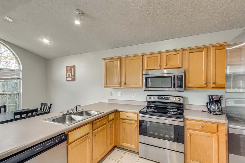 Explore Gulfport Beaches: Family Home w/ Yard