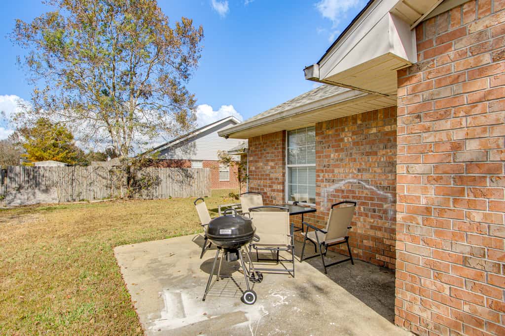 Explore Gulfport Beaches: Family Home w/ Yard