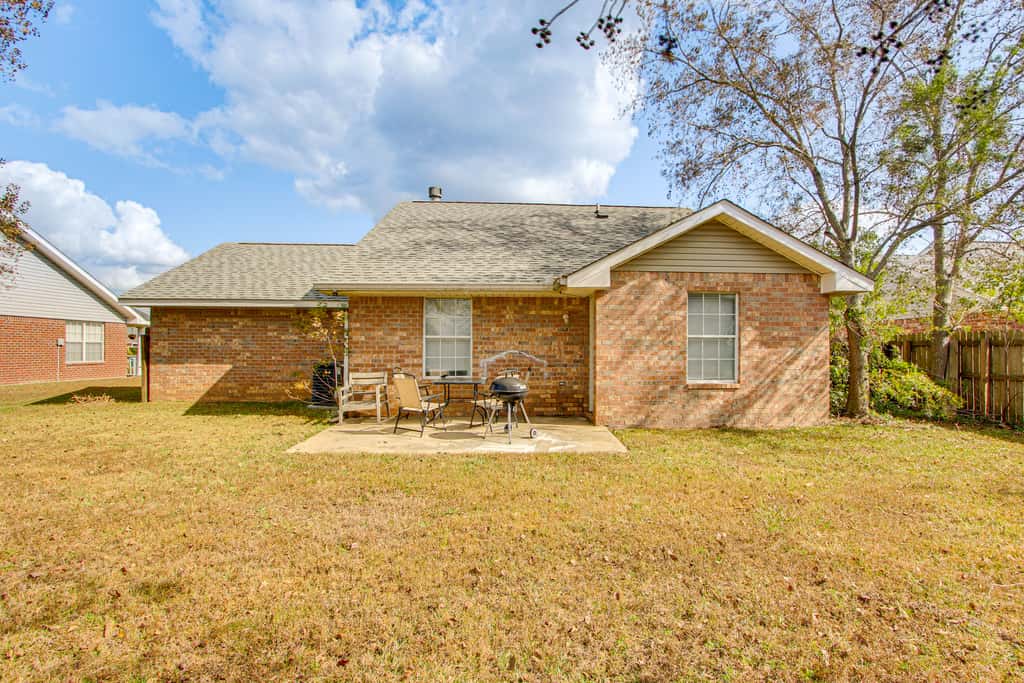 Explore Gulfport Beaches: Family Home w/ Yard