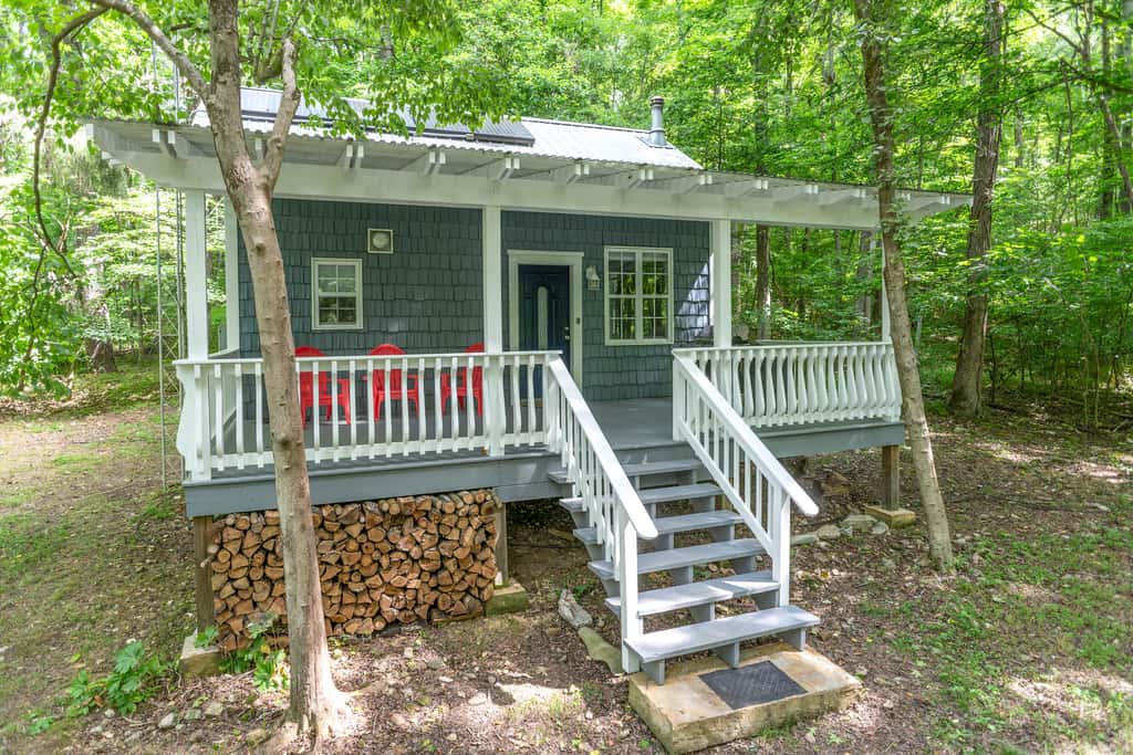 Secluded Vacation Rental Bordering Creek!