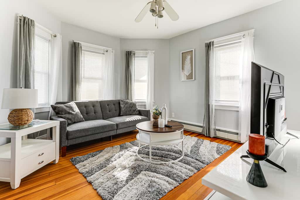 5 Mi to Brown U: Pet-Friendly Apt, Walk to Dining!