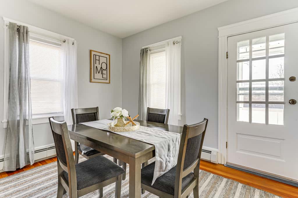 5 Mi to Brown U: Pet-Friendly Apt, Walk to Dining!