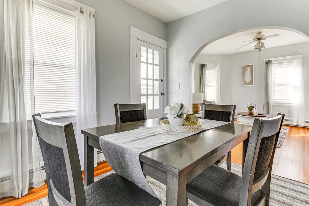 5 Mi to Brown U: Pet-Friendly Apt, Walk to Dining!