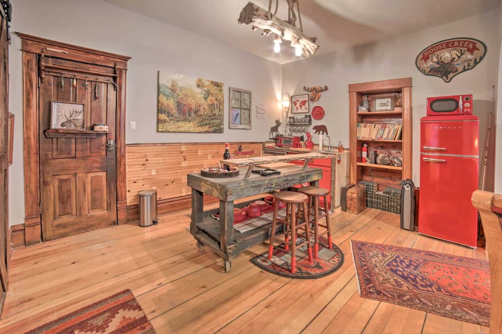Walk to Waterfront: Dtwn Sturgeon Bay Retreat!