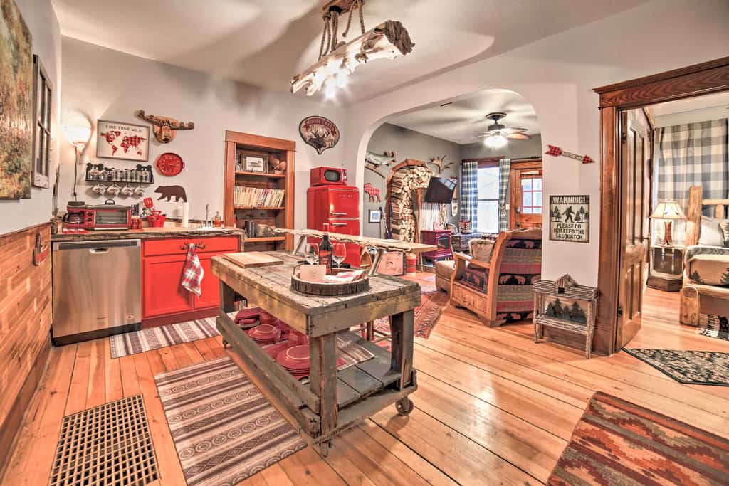 Walk to Waterfront: Dtwn Sturgeon Bay Retreat!