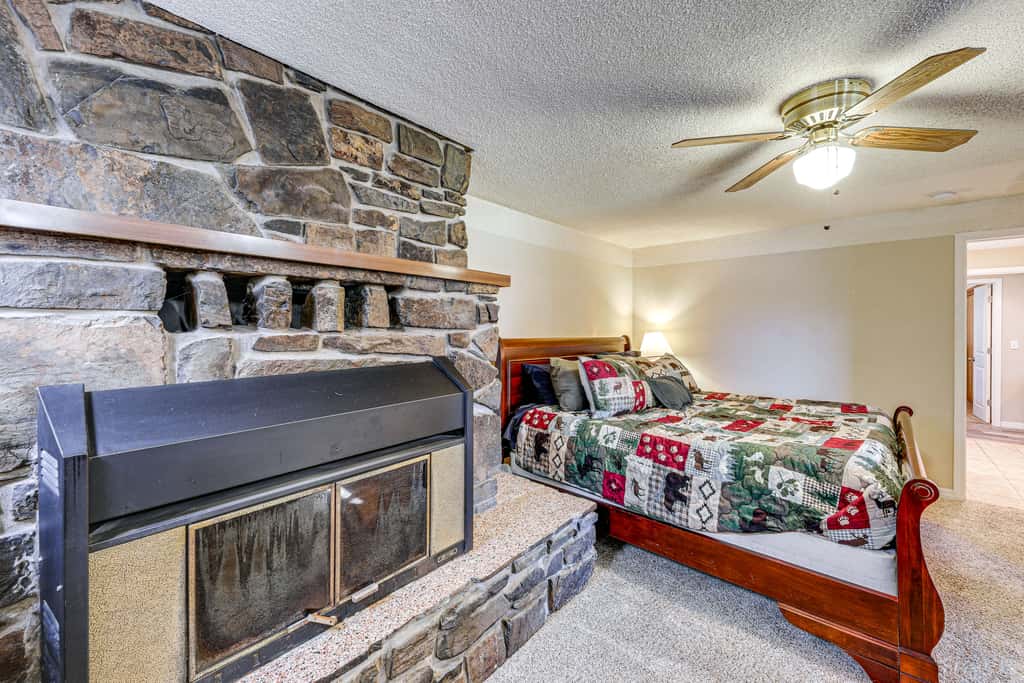 Hot Tub, Views & Private Dock: Polson Haven!