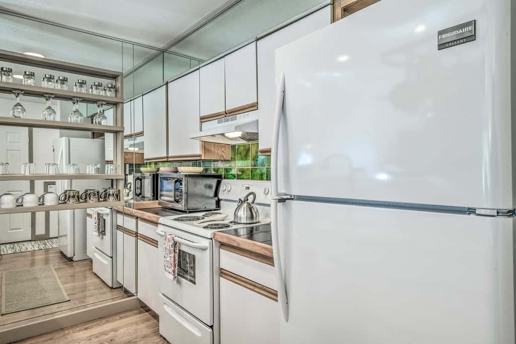 Cozy Cloudcroft Townhome ~ 1 Mi to Burro Ave!