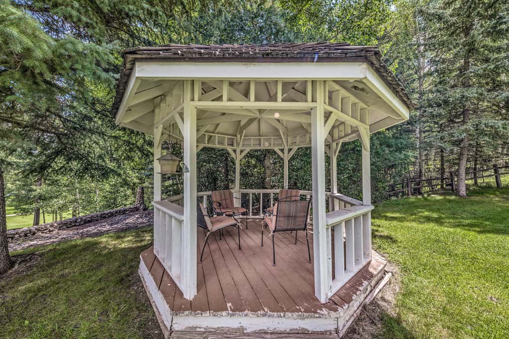 Cozy Cloudcroft Townhome ~ 1 Mi to Burro Ave!