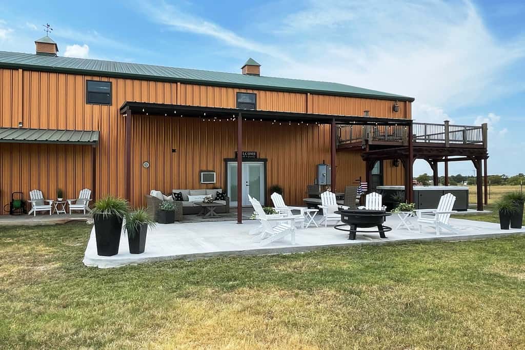 'The Copper Roost': Lake Texoma Escape w/ Hot Tub