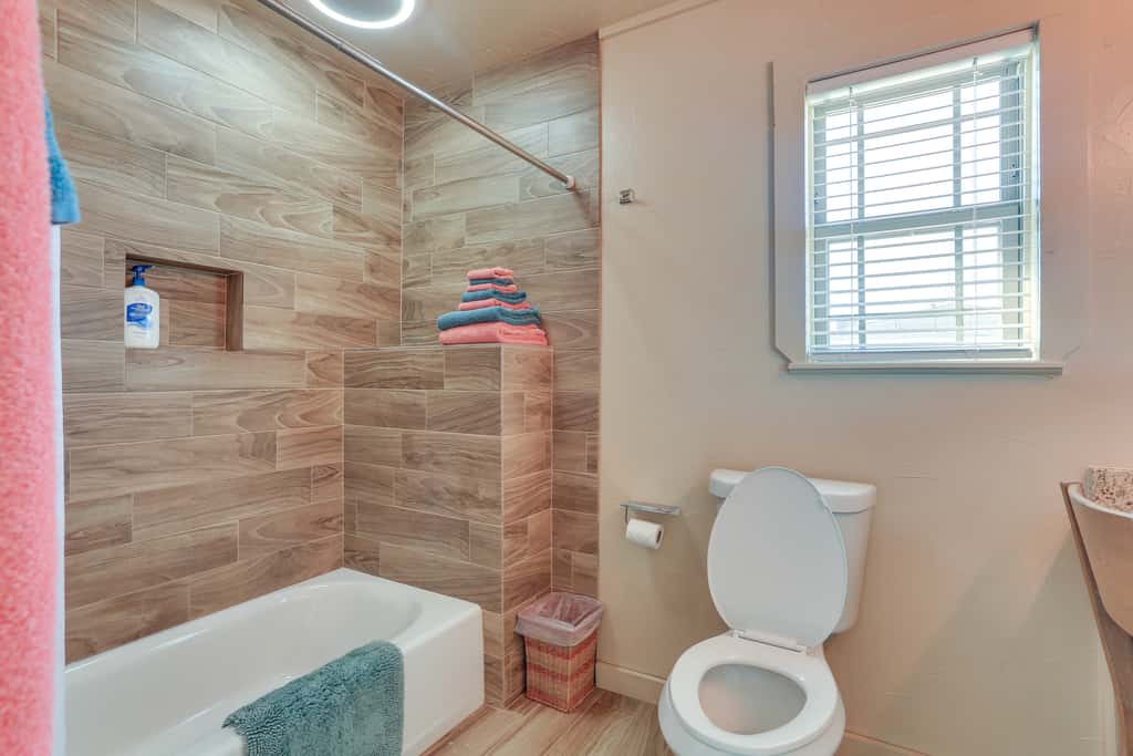 Ranch Getaway with Pool and Horse Stall Access!