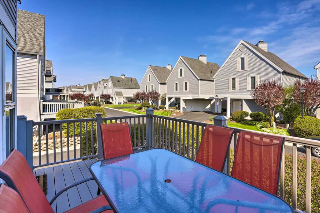 Home on Lake Erie | 3 Bedrooms | 3 Bathrooms
