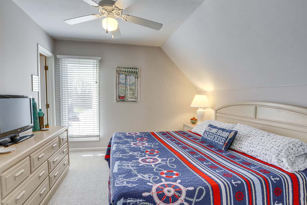 Home on Lake Erie | 3 Bedrooms | 3 Bathrooms