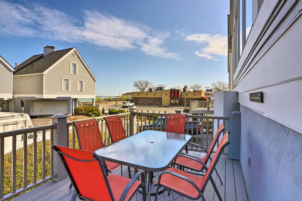 Home on Lake Erie | 3 Bedrooms | 3 Bathrooms