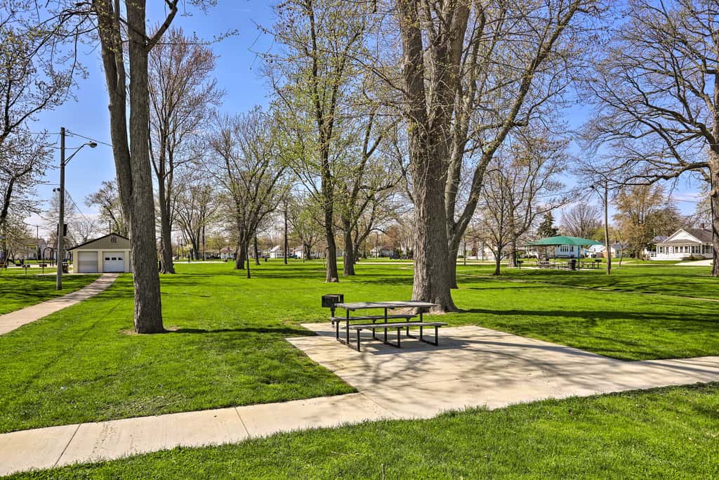 Home on Lake Erie | 3 Bedrooms | 3 Bathrooms