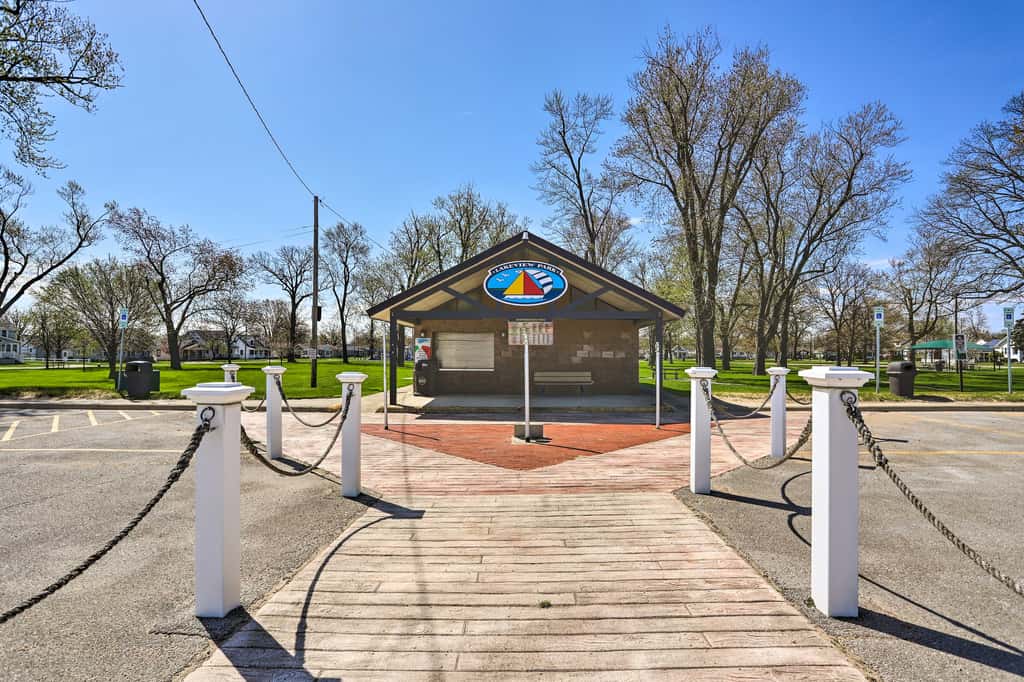 Home on Lake Erie | 3 Bedrooms | 3 Bathrooms