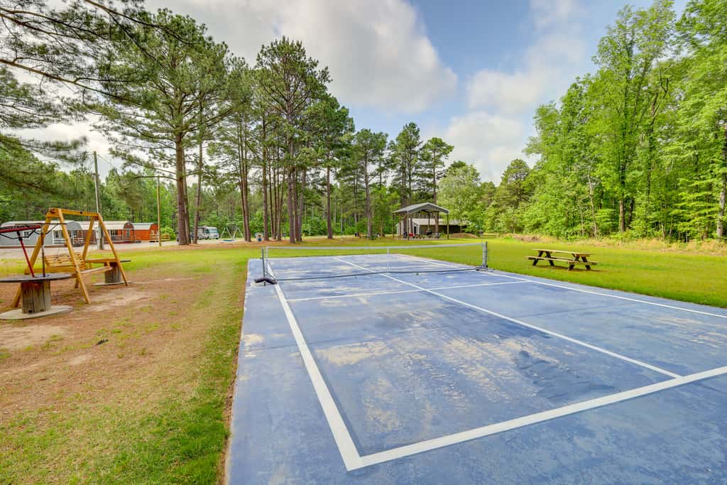 Cozy Higden Studio: Close to Greers Ferry Lake!