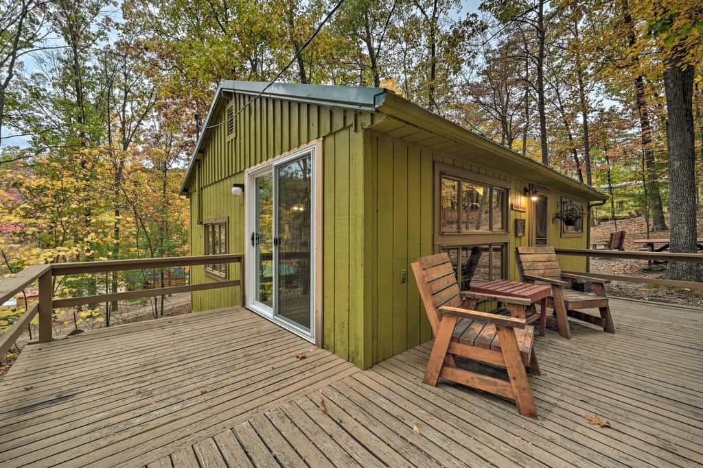 5 Mi to Raystown Lake Launch: ‘Lucas McCain Cabin’