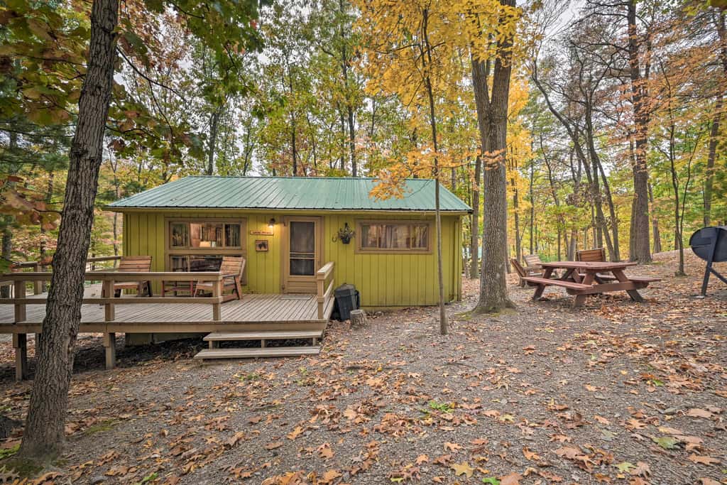 5 Mi to Raystown Lake Launch: ‘Lucas McCain Cabin’