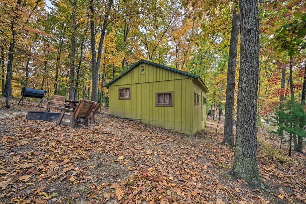 5 Mi to Raystown Lake Launch: ‘Lucas McCain Cabin’