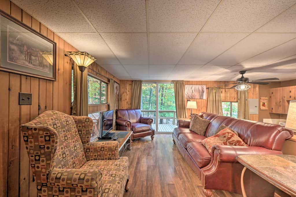 5 Mi to Raystown Lake Launch: ‘Lucas McCain Cabin’