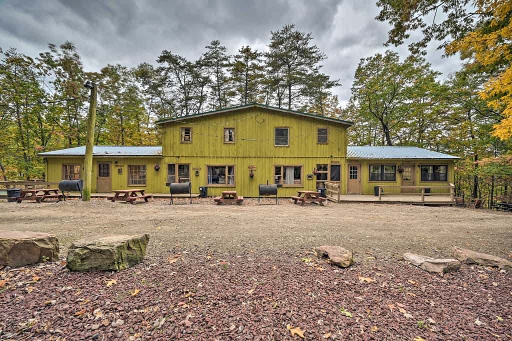 5 Mi to Raystown Lake Launch: ‘Lucas McCain Cabin’
