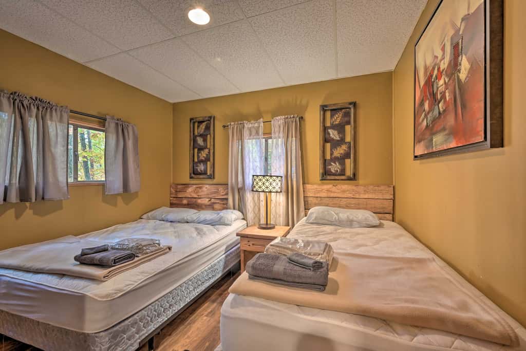 5 Mi to Raystown Lake Launch: ‘Lucas McCain Cabin’