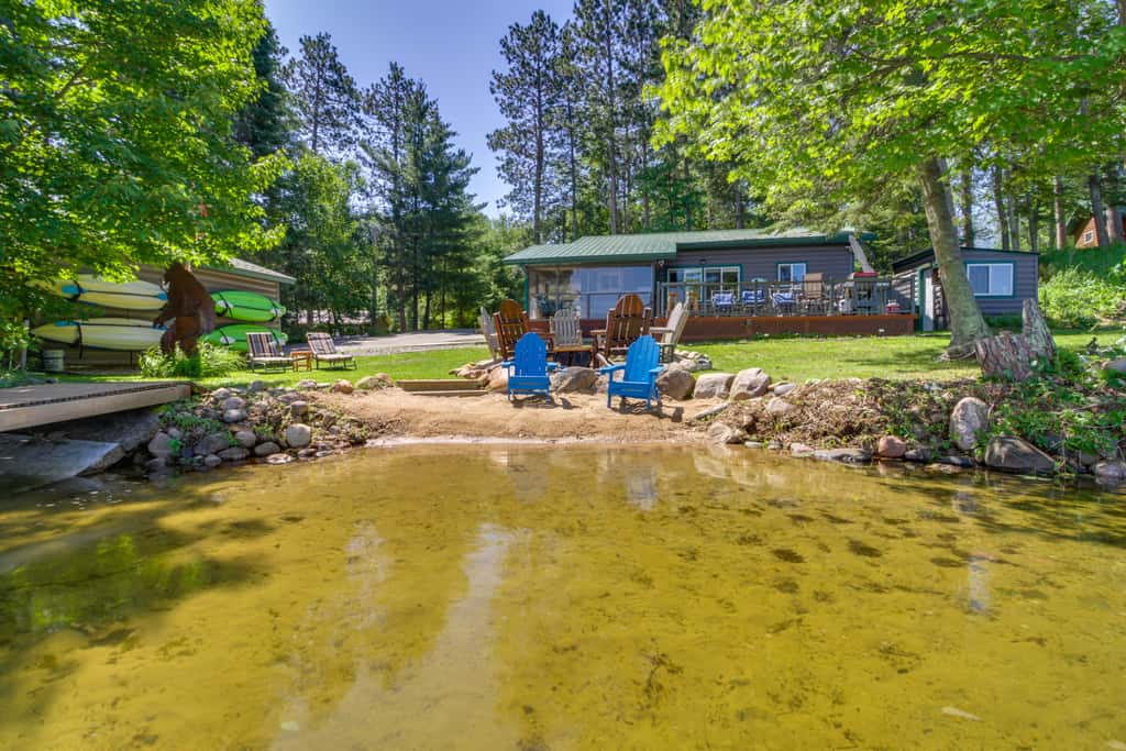 Pequot Lakes Cabin w/ Dock on Loon Lake!