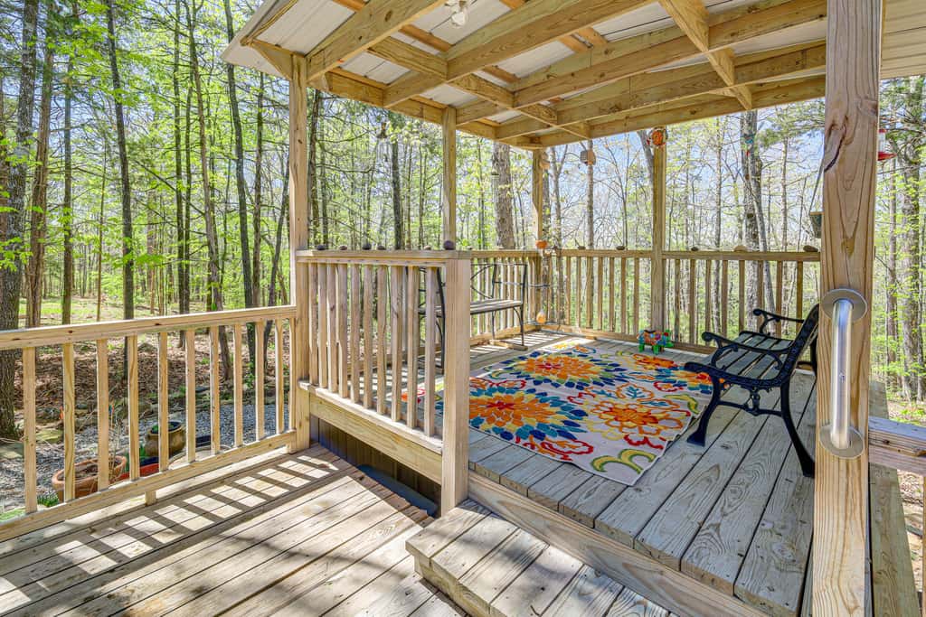 2 Mi to Cherokee Landing! Secluded Forest Escape