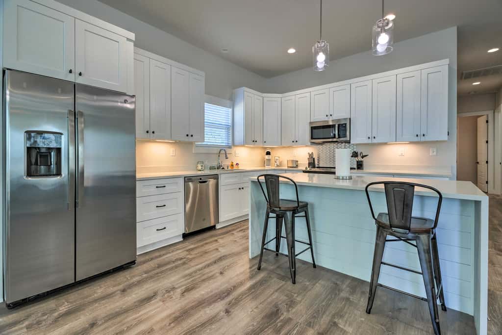 Spacious Gulfport Home - Walk to Beach!