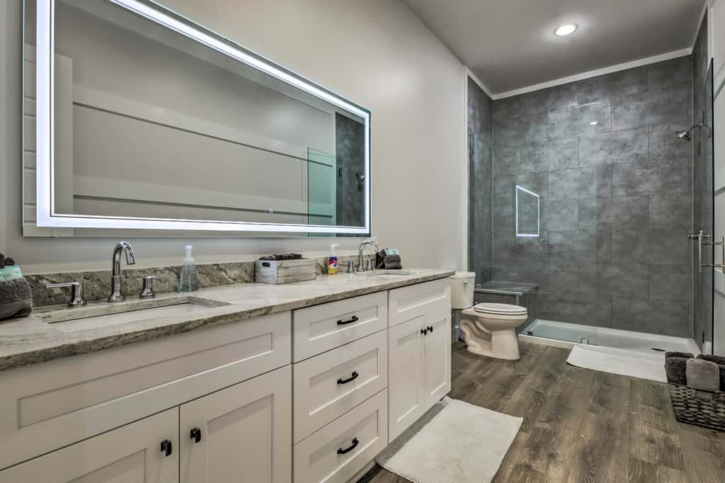 Spacious Gulfport Home - Walk to Beach!