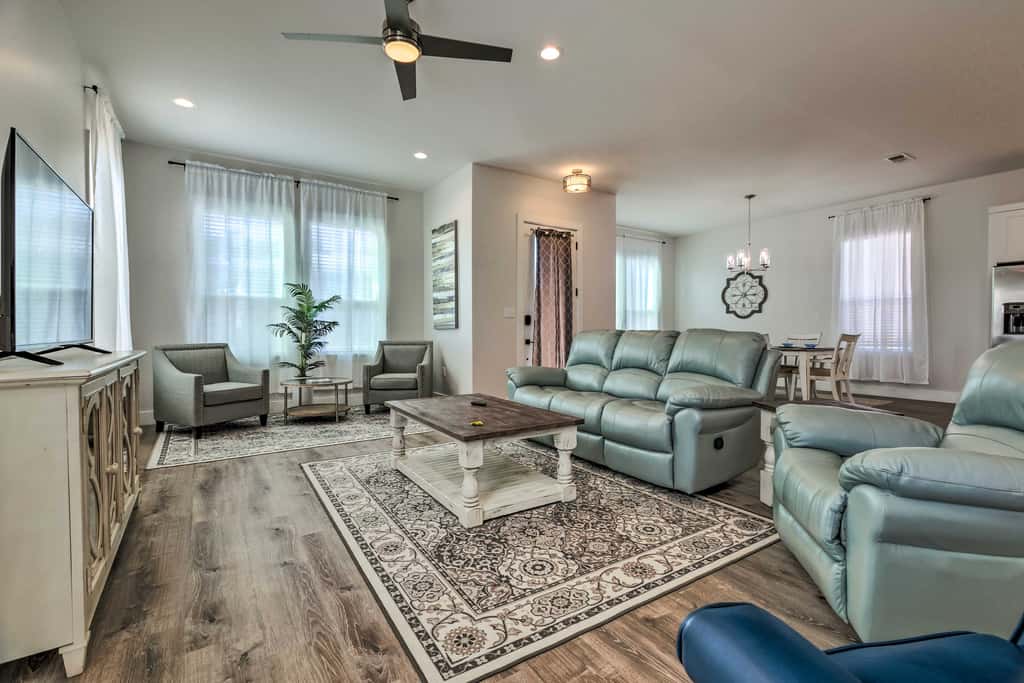 Spacious Gulfport Home - Walk to Beach!