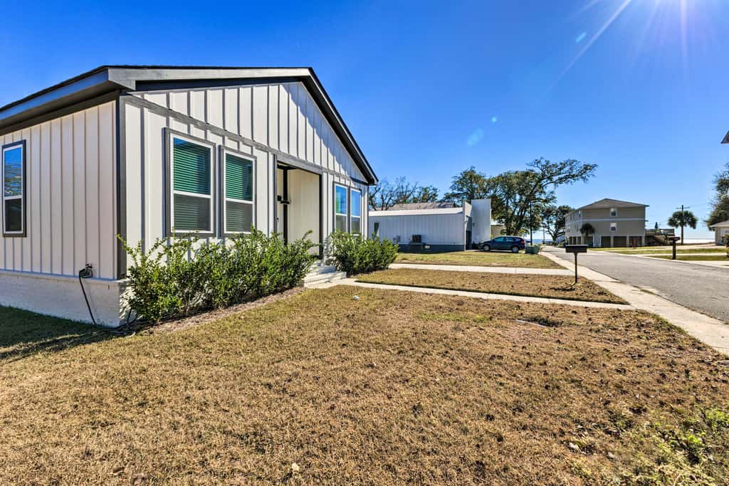 Spacious Gulfport Home - Walk to Beach!