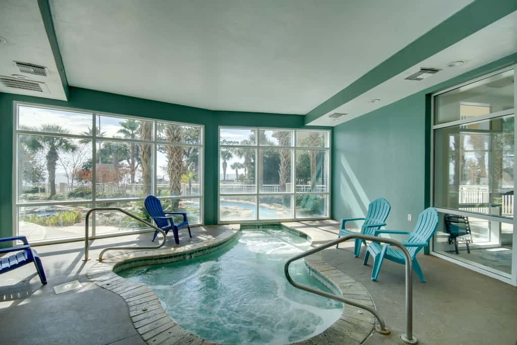 Gulfport Condo with Views: Walk to Beach