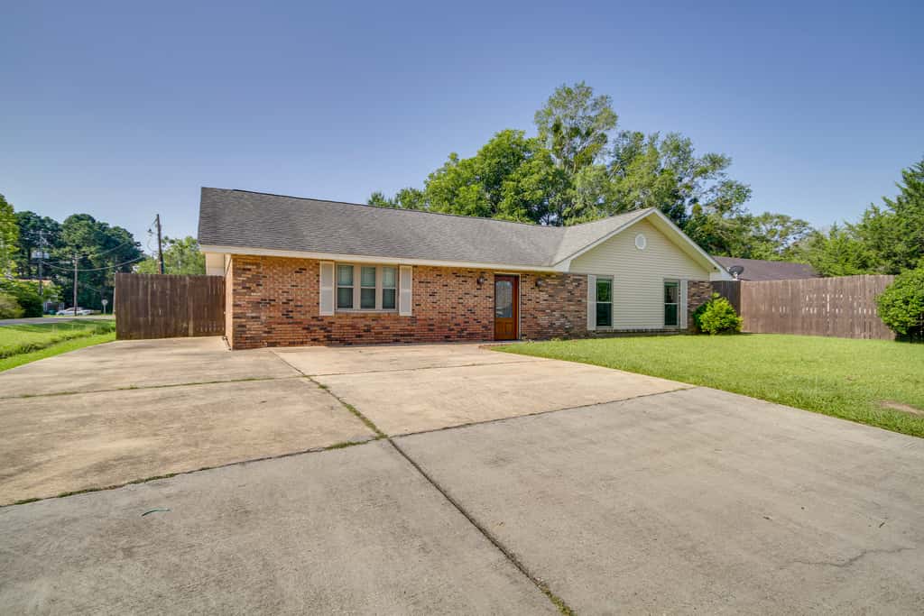 Inviting Gulfport Home w/ Private Pool & Yard