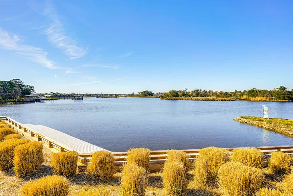 3 Mi to Gulfport Beaches: Waterfront 'Casa Pesce'
