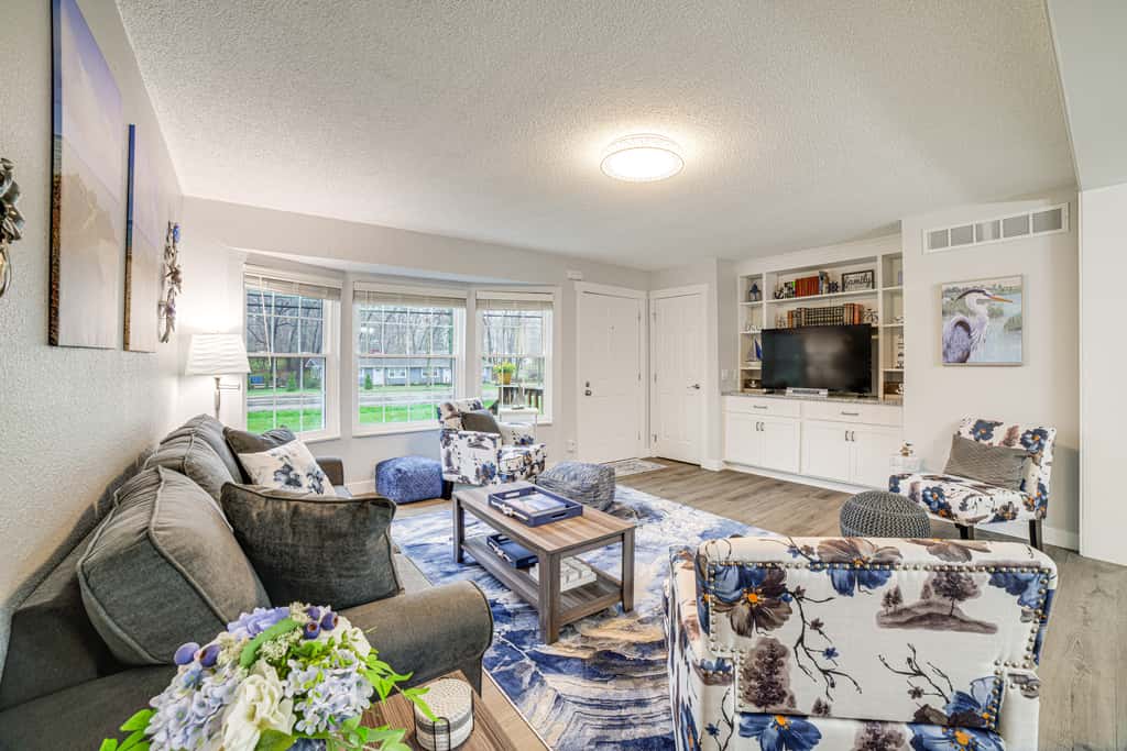 Indiana Dunes Home w/ Gas Grill: 1 Mi to Beach!