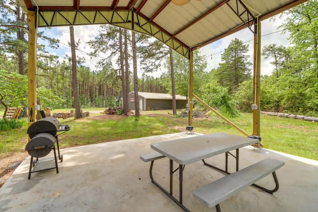 Higden Studio Cottage < 1 Mi to Greers Ferry Lake