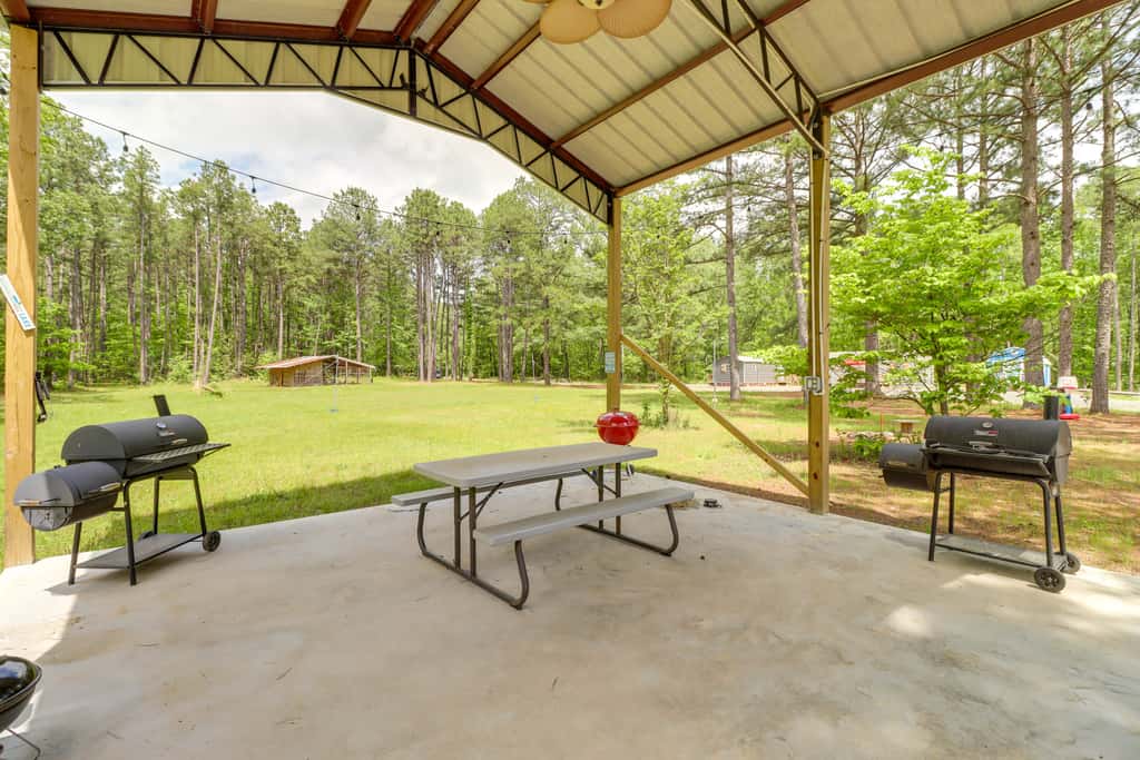 Higden Studio Cottage < 1 Mi to Greers Ferry Lake