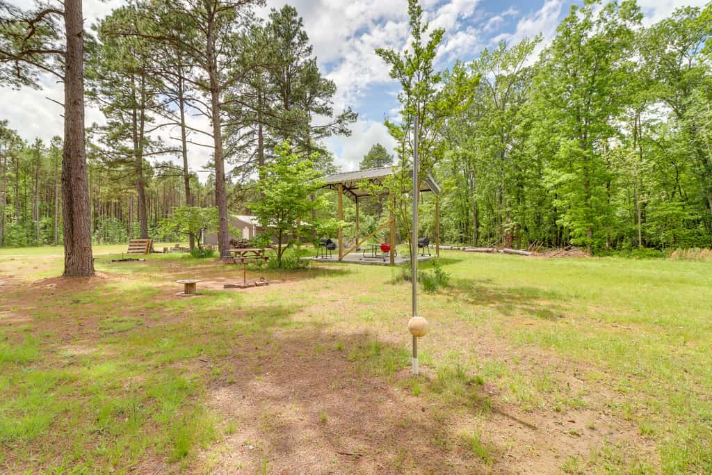 Higden Studio Cottage < 1 Mi to Greers Ferry Lake