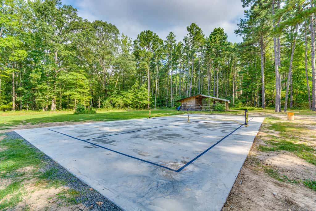 Higden Studio Cottage < 1 Mi to Greers Ferry Lake