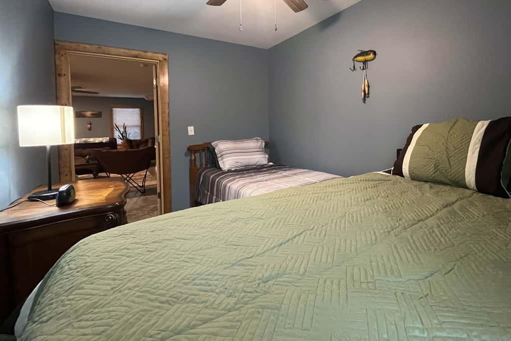 1 Mi to Greers Ferry Lake! Outdoor Adventure Base