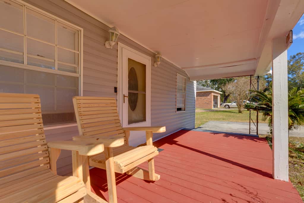 Stunning Gulfport Getaway ~ 1 Mi to the Beach