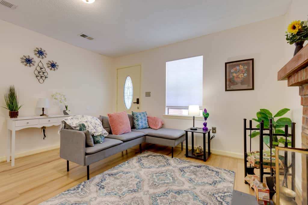 Stunning Gulfport Getaway ~ 1 Mi to the Beach