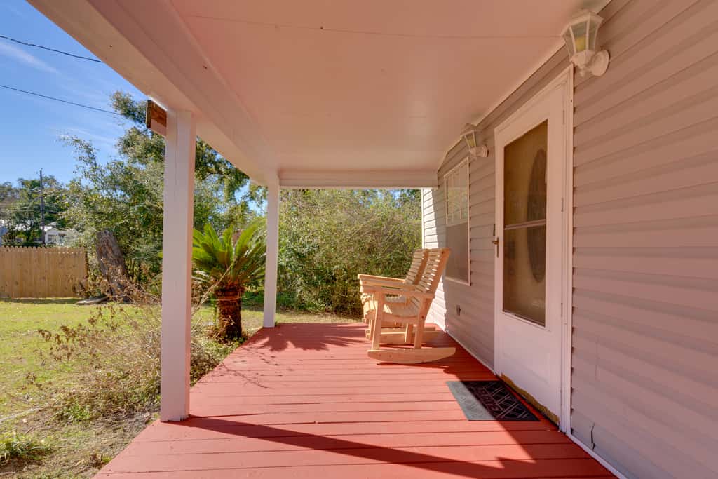 Stunning Gulfport Getaway ~ 1 Mi to the Beach